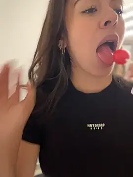 Snapshot of AmmyCollinsW chatting on 6, 2, 2025 AmmyCollinsW online show from 6, 2, 2025