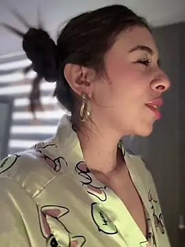 Snapshot of AmmyCollinsW chatting on 21, 2, 2025 AmmyCollinsW online show from 21, 2, 2025