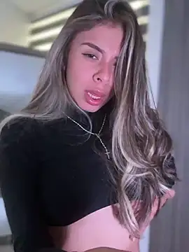 Snapshot of AmmyCollinsW chatting on 4, 3, 2025 AmmyCollinsW online show from 4, 3, 2025