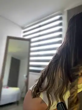 Snapshot of AmmyCollinsW chatting on 5, 3, 2025 AmmyCollinsW online show from 5, 3, 2025