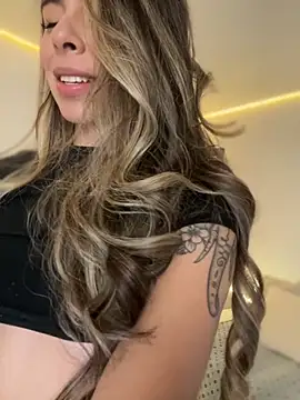 Snapshot of AmmyCollinsW chatting on 3, 10, 2025 AmmyCollinsW online show from 3, 10, 2025