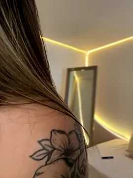 Snapshot of AmmyCollinsW chatting on 26, 11, 2025 AmmyCollinsW online show from 26, 11, 2025