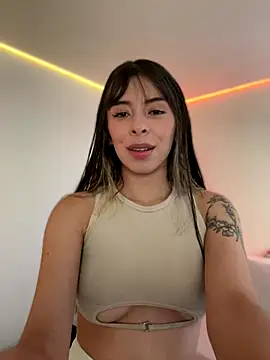 Snapshot of AmmyCollinsW chatting on 3, 12, 2025 AmmyCollinsW online show from 3, 12, 2025