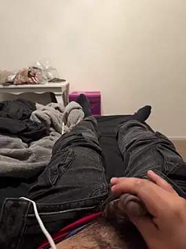 alanrguzoso012 online show from 15, 11, 2025