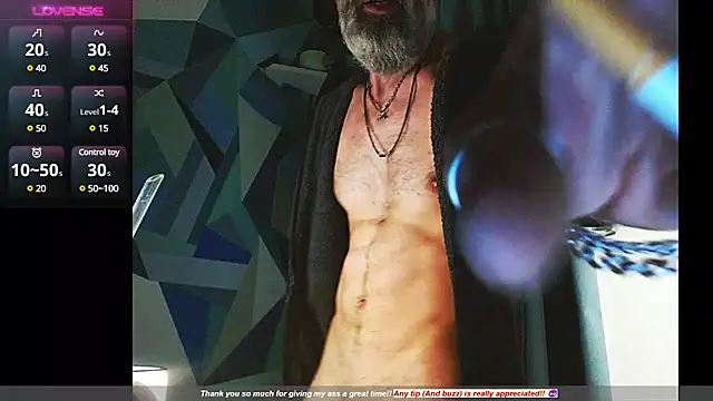 Snapshot of HandyBro chatting on 12, 12, 2024 HandyBro online show from 12, 12, 2024