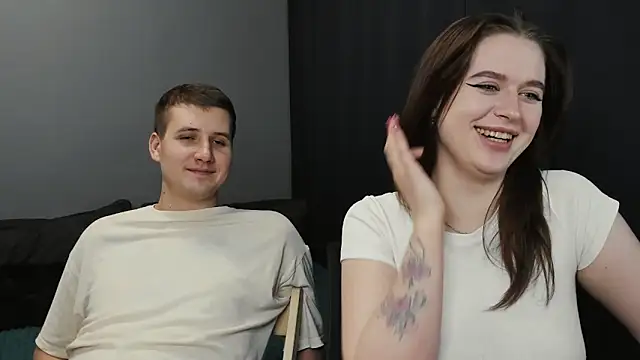 Snapshot of Pinku_kitsune chatting on 19, 2, 2025 Pinku kitsune online show from 19, 2, 2025