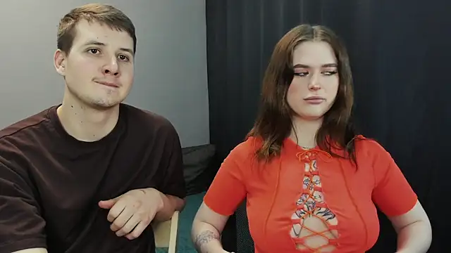 Snapshot of Pinku_kitsune chatting on 9, 3, 2025 Pinku kitsune online show from 9, 3, 2025