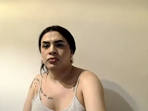 Snapshot of Dulce_hot_23_ chatting on 27, 5, 2026 Dulce hot 23 online show from 27, 5, 2026