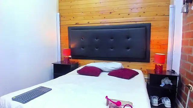 Dulcex69 online show from 26, 2, 2025