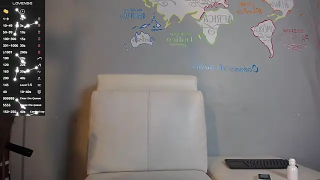 Snapshot of JhonBlacke chatting on 9, 1, 2025 JhonBlacke online show from 9, 1, 2025