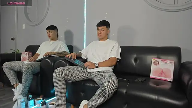 Snapshot of Cristopher_strong chatting on 15, 1, 2025 Cristopher strong online show from 15, 1, 2025