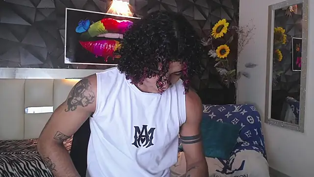 Snapshot of Demitryo chatting on 5, 1, 2025 Demitryo online show from 5, 1, 2025