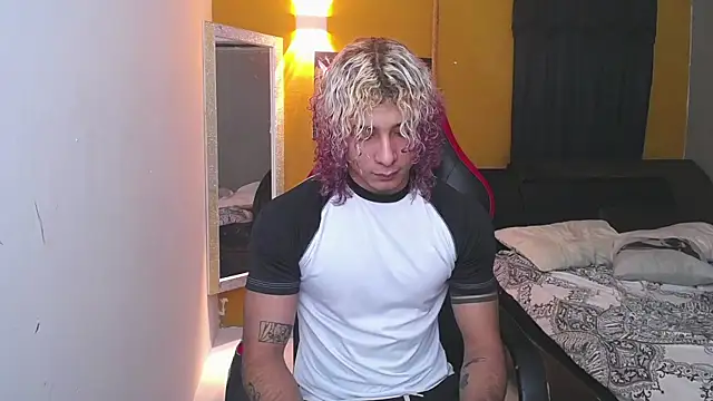 Snapshot of Demitryo chatting on 10, 2, 2025 Demitryo online show from 10, 2, 2025