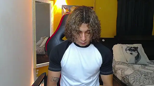 Snapshot of Demitryo chatting on 23, 2, 2025 Demitryo online show from 23, 2, 2025