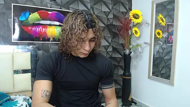 Snapshot of Demitryo chatting on 14, 3, 2025 Demitryo online show from 14, 3, 2025