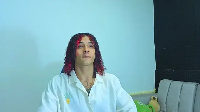 Snapshot of Demitryo chatting on 13, 9, 2025 Demitryo online show from 13, 9, 2025