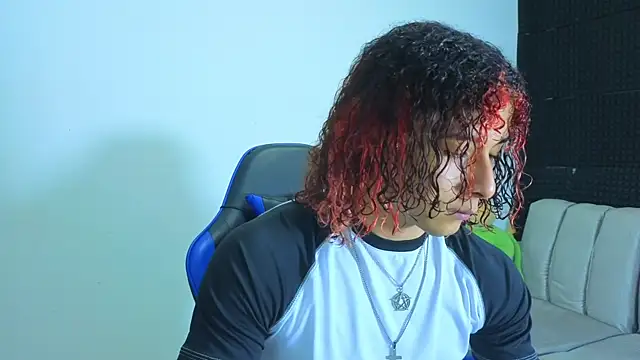 Snapshot of Demitryo chatting on 19, 9, 2025 Demitryo online show from 19, 9, 2025