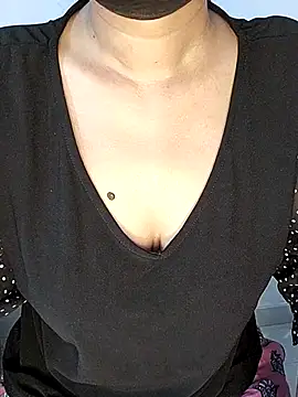 Ms Neera online show from 19, 2, 2025