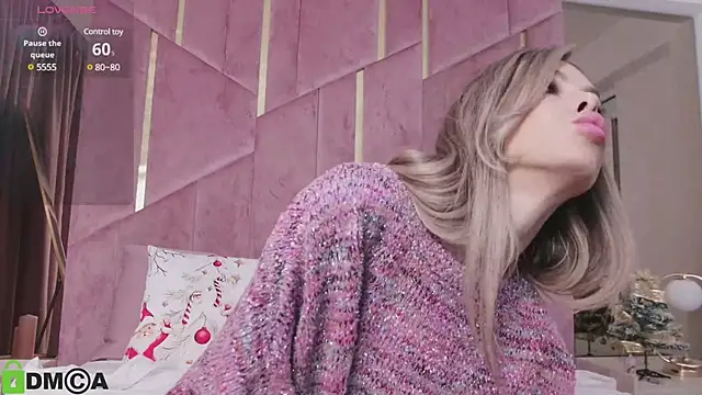 Snapshot of AllenaMoon chatting on 21, 12, 2024 AllenaMoon online show from 21, 12, 2024