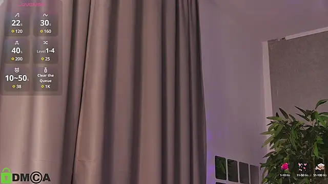 Snapshot of AllenaMoon chatting on 2, 2, 2025 AllenaMoon online show from 2, 2, 2025