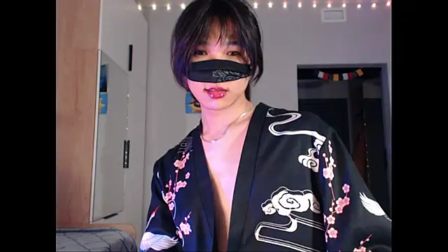 Snapshot of yukitori_2 chatting on 15, 3, 2025 yukitori 2 online show from 15, 3, 2025