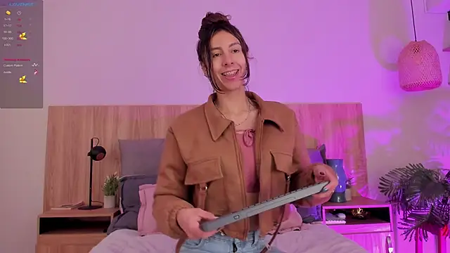 Snapshot of luna_willians chatting on 6, 10, 2025 luna willians online show from 6, 10, 2025