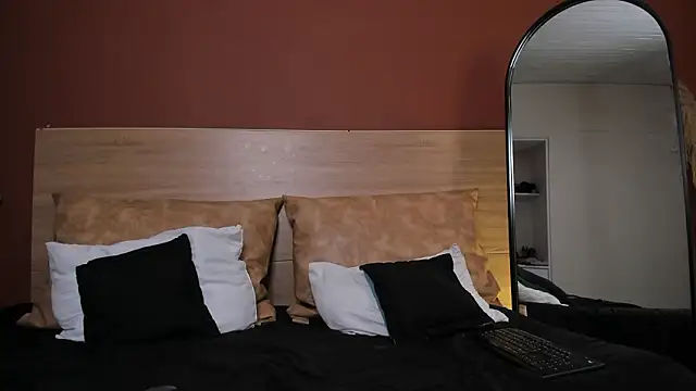 Snapshot of luna_willians chatting on 25, 2, 2026 luna willians online show from 25, 2, 2026