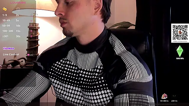 Snapshot of ADAM_BOUTON_ chatting on 14, 11, 2025 ADAM BOUTON online show from 14, 11, 2025