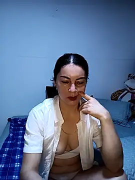 renata hot1 online show from 13, 3, 2026