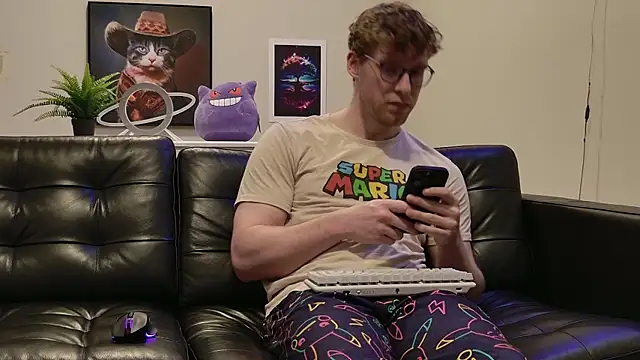 Snapshot of BlueEyedTallGuy94 chatting on 30, 10, 2025 BlueEyedTallGuy94 online show from 30, 10, 2025