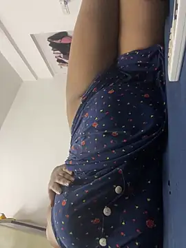 fantacygirl  online show from 11, 3, 2025