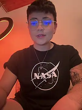 Snapshot of Ashley_Chriss chatting on 3, 1, 2025 Ashley Chriss online show from 3, 1, 2025