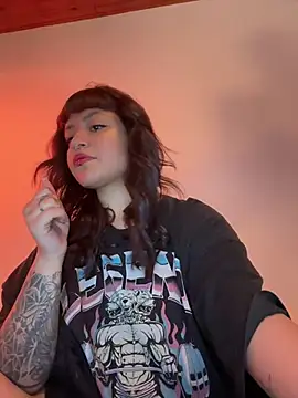 Snapshot of Ashley_Chriss chatting on 5, 1, 2025 Ashley Chriss online show from 5, 1, 2025