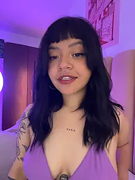 Snapshot of Ashley_Chriss chatting on 18, 12, 2025 Ashley Chriss online show from 18, 12, 2025