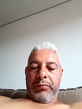 Snapshot of gordonunes chatting on 15, 5, 2026 gordonunes online show from 15, 5, 2026