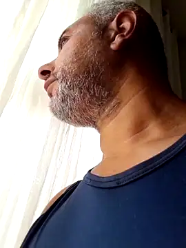 Snapshot of gordonunes chatting on 19, 5, 2026 gordonunes online show from 19, 5, 2026
