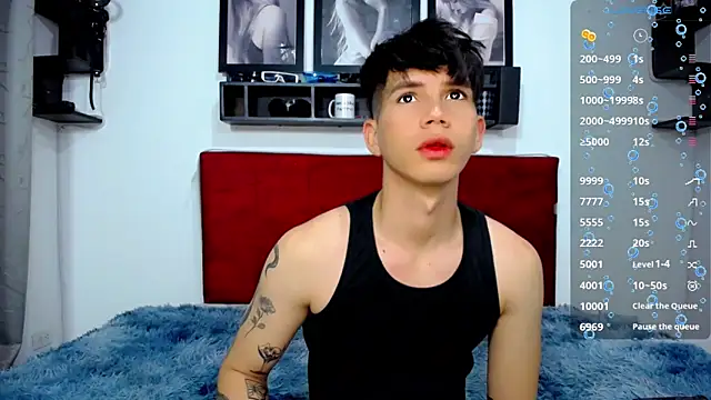 Snapshot of Tayson_Rivers chatting on 23, 1, 2025 Tayson Rivers online show from 23, 1, 2025