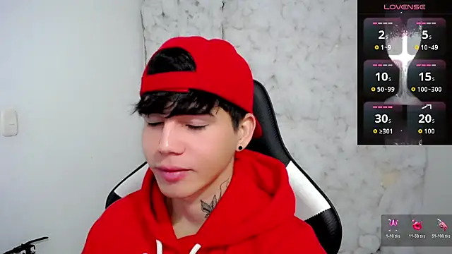 Snapshot of Tayson_Rivers chatting on 14, 12, 2025 Tayson Rivers online show from 14, 12, 2025