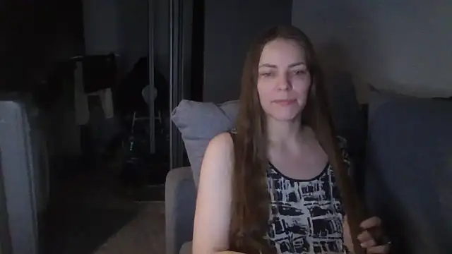 AnnaDiamond1 online show from 4, 4, 2026