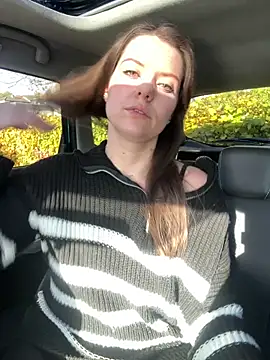 Snapshot of Ragdoll131 chatting on 2, 11, 2025 Ragdoll131 online show from 2, 11, 2025