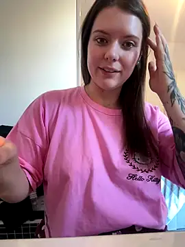 Snapshot of Ragdoll131 chatting on 30, 11, 2025 Ragdoll131 online show from 30, 11, 2025