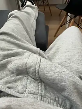 Snapshot of XMenX24 chatting on 3, 2, 2025 XMenX24 online show from 3, 2, 2025