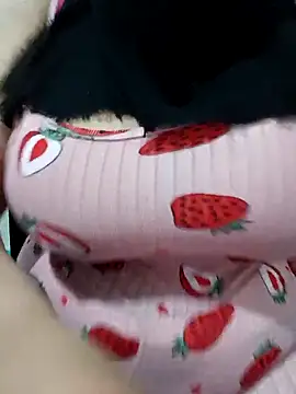 Snapshot of DLa3Ni chatting on 21, 10, 2025 DLa3Ni online show from 21, 10, 2025