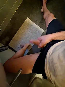 Snapshot of fabs89 chatting on 16, 11, 2025 fabs89 online show from 16, 11, 2025