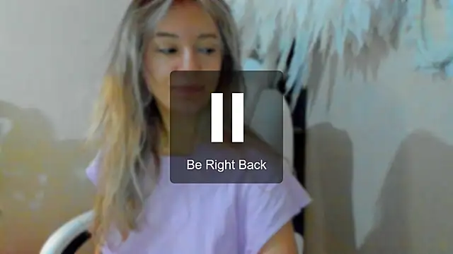 Snapshot of foxy_blond chatting on 7, 11, 2025 foxy blond online show from 7, 11, 2025