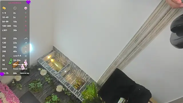 Snapshot of nayshalopestss chatting on 25, 10, 2025 nayshalopestss online show from 25, 10, 2025