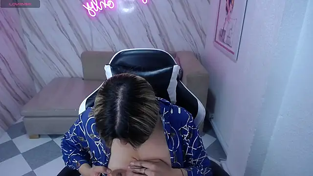 Valerie b online show from 30, 1, 2025