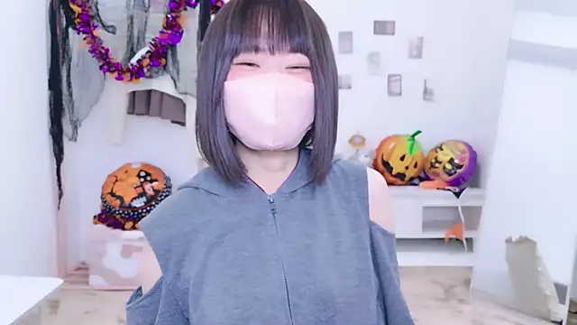 Snapshot of Im_Yu-na chatting on 31, 10, 2025 Im Yu-na online show from 31, 10, 2025