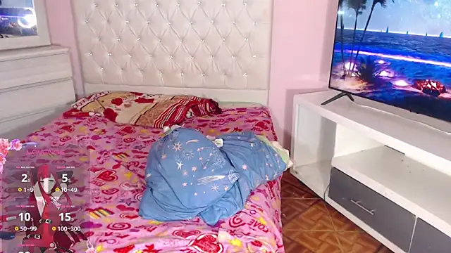 Snapshot of DannaDocell chatting on 10, 2, 2025 DannaDocell online show from 10, 2, 2025