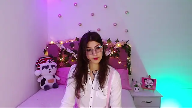 cami mila9 online show from 4, 12, 2024